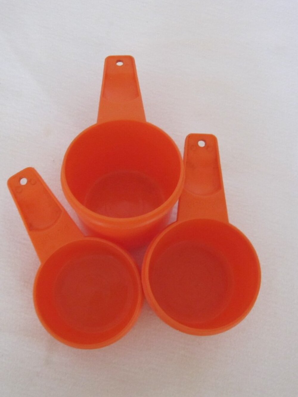 vintage Tupperware Measuring Cup lot: Orange 1/3, 1/2, 2/3 - in great shape